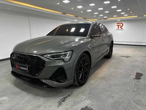 AUDI E-TRON ELÉTRICO SPORTBACK S QUATTRO AUDI E-TRON ELÉTRICO SPORTBACK S QUATTRO